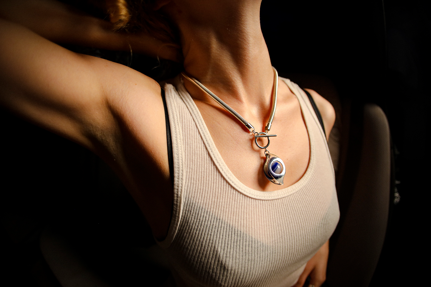 Hypno Sneak Necklace - Oxblood