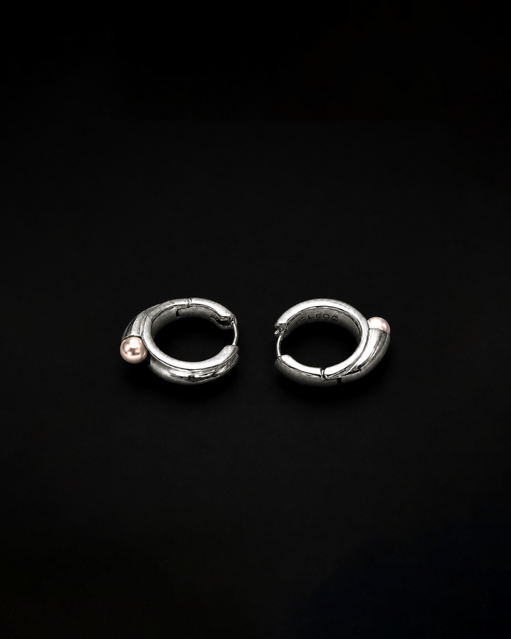 Comet Earring - Pearl