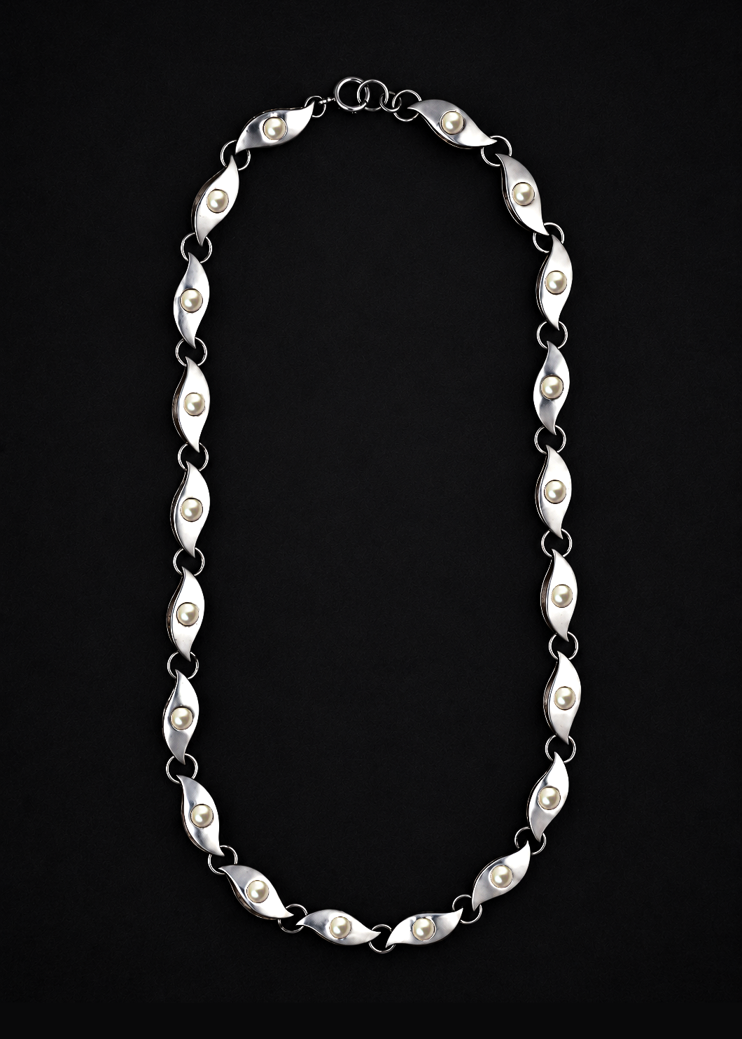 Sneaky Link Necklace - Pearl