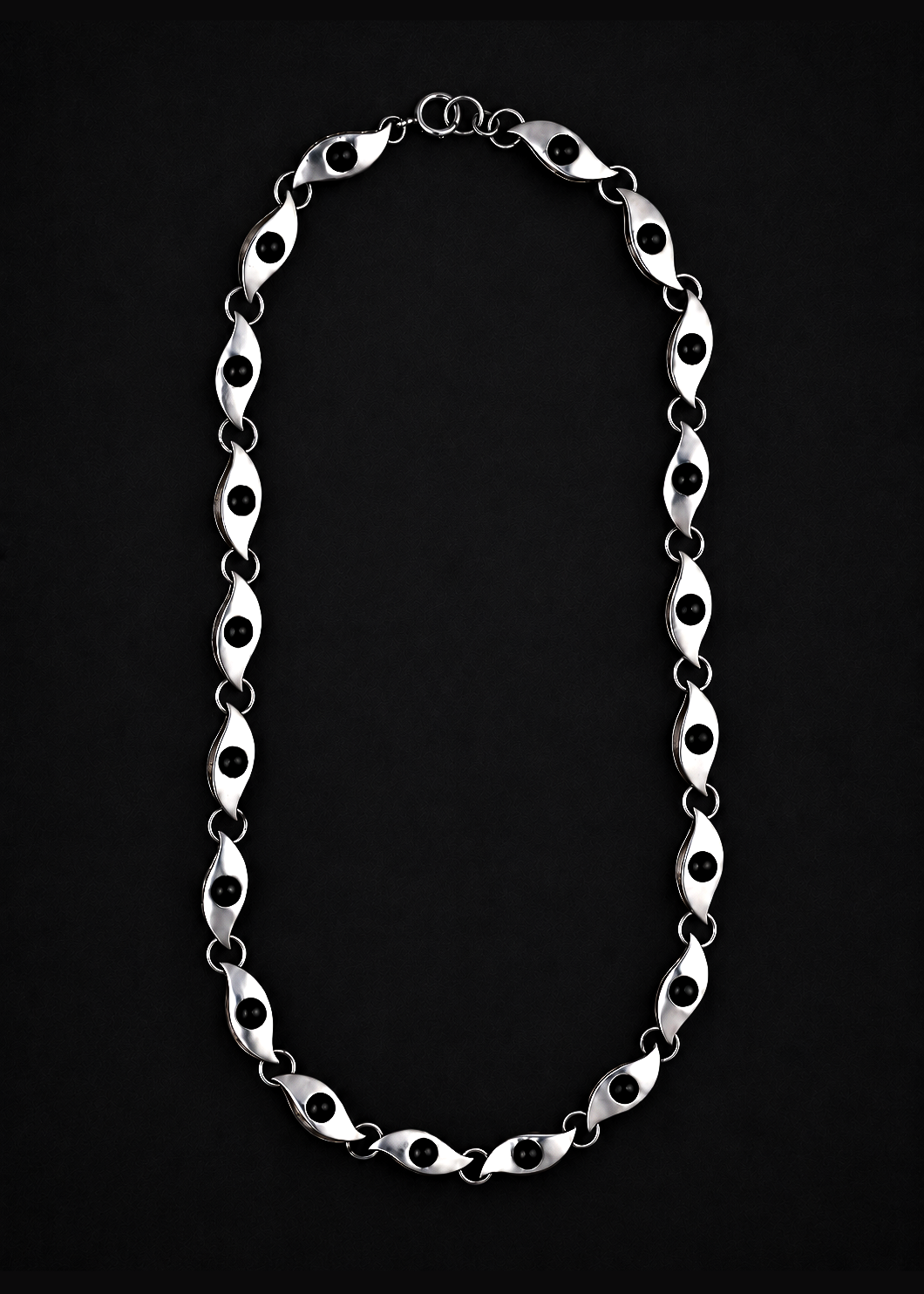 Sneaky Link Necklace - Onyx